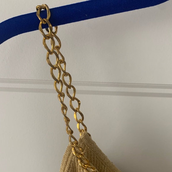 Gold Chain Tank Top - Picture 3 of 3